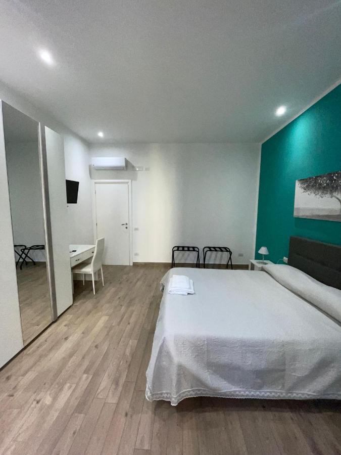 Dormire A Napoli Centro Holiday House Casa Vacanza Exterior photo