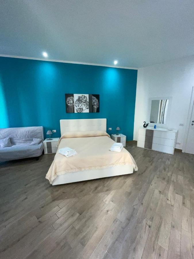 Dormire A Napoli Centro Holiday House Casa Vacanza Exterior photo