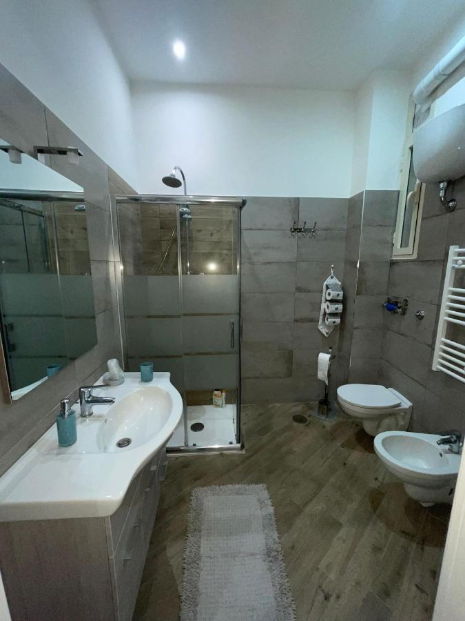 Dormire A Napoli Centro Holiday House Casa Vacanza Exterior photo