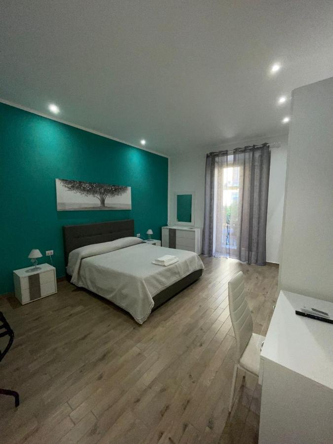 Dormire A Napoli Centro Holiday House Casa Vacanza Exterior photo