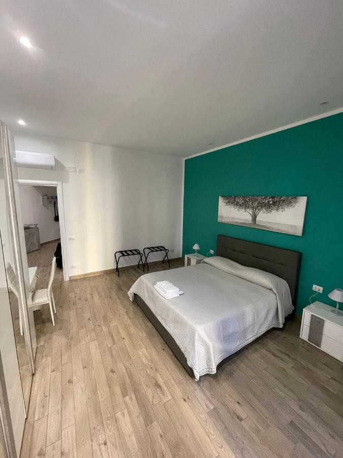 Dormire A Napoli Centro Holiday House Casa Vacanza Exterior photo